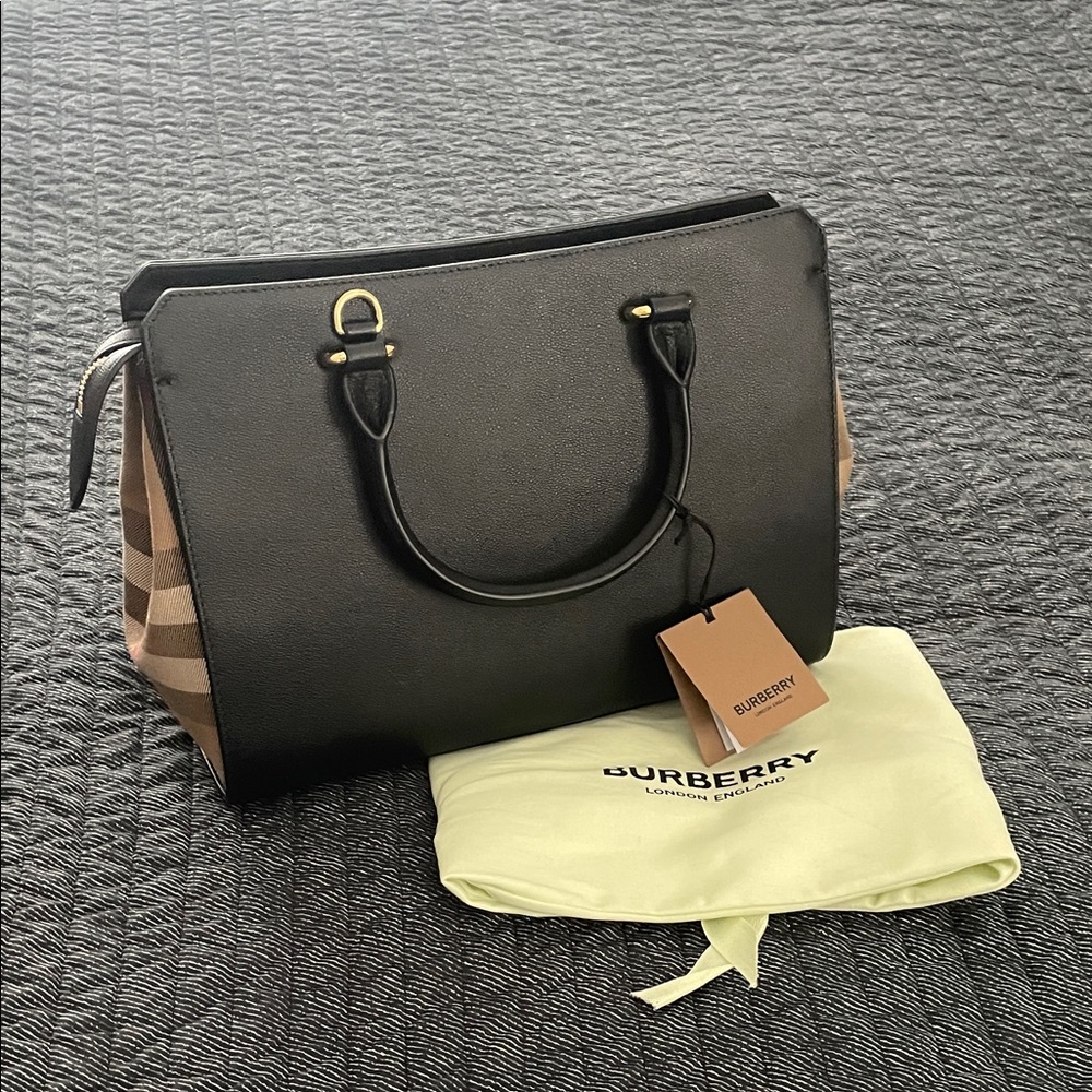 Burberry Black Leather and Tan Checked Canvas Purse - Picture 9 of 14